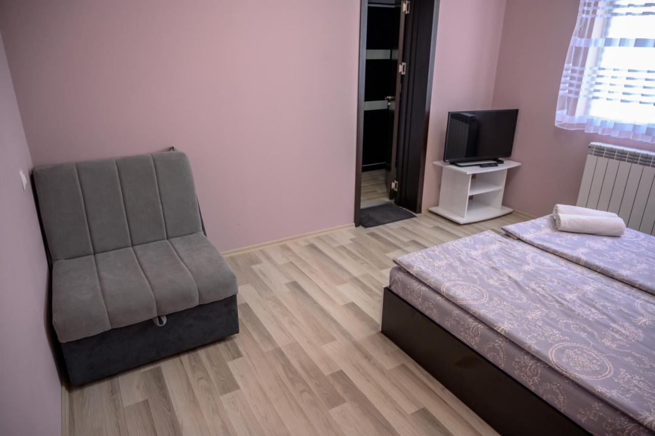 Къща За Гости „Жоро И Дани “ Villa Sapareva Banja Exteriör bild