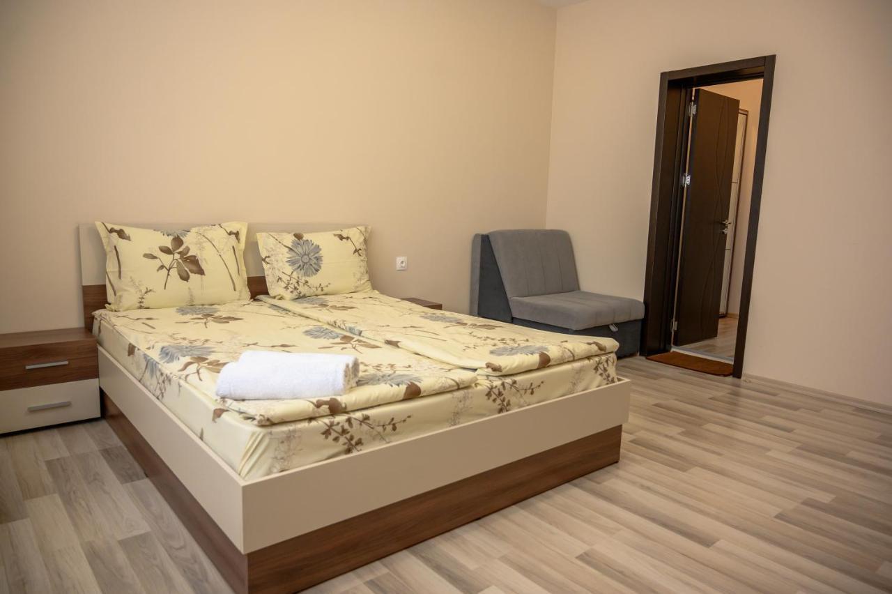 Къща За Гости „Жоро И Дани “ Villa Sapareva Banja Exteriör bild